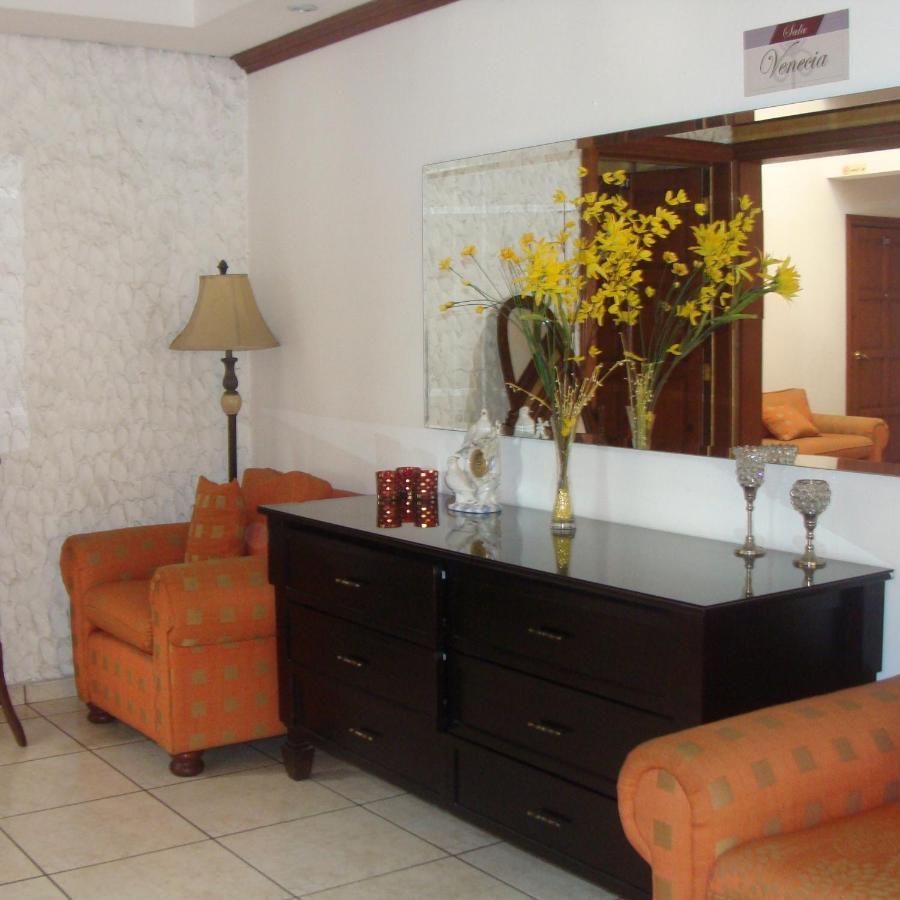 Hotel Villa Florencia Zona Rosa Сан-Сальвадор Экстерьер фото