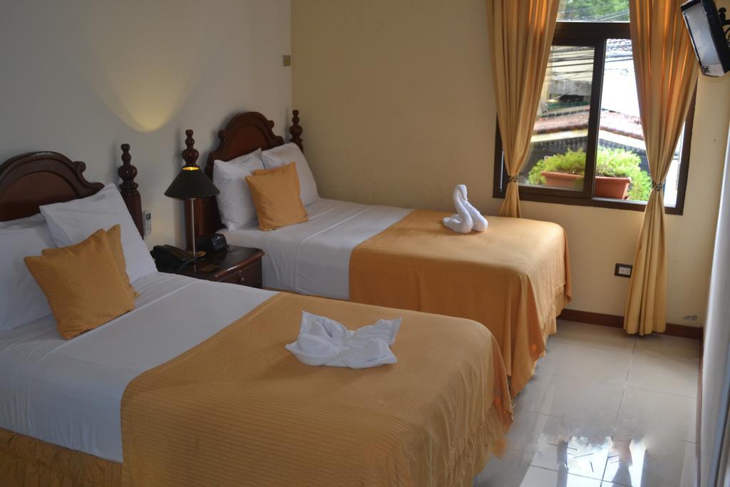 Hotel Villa Florencia Zona Rosa Сан-Сальвадор Экстерьер фото